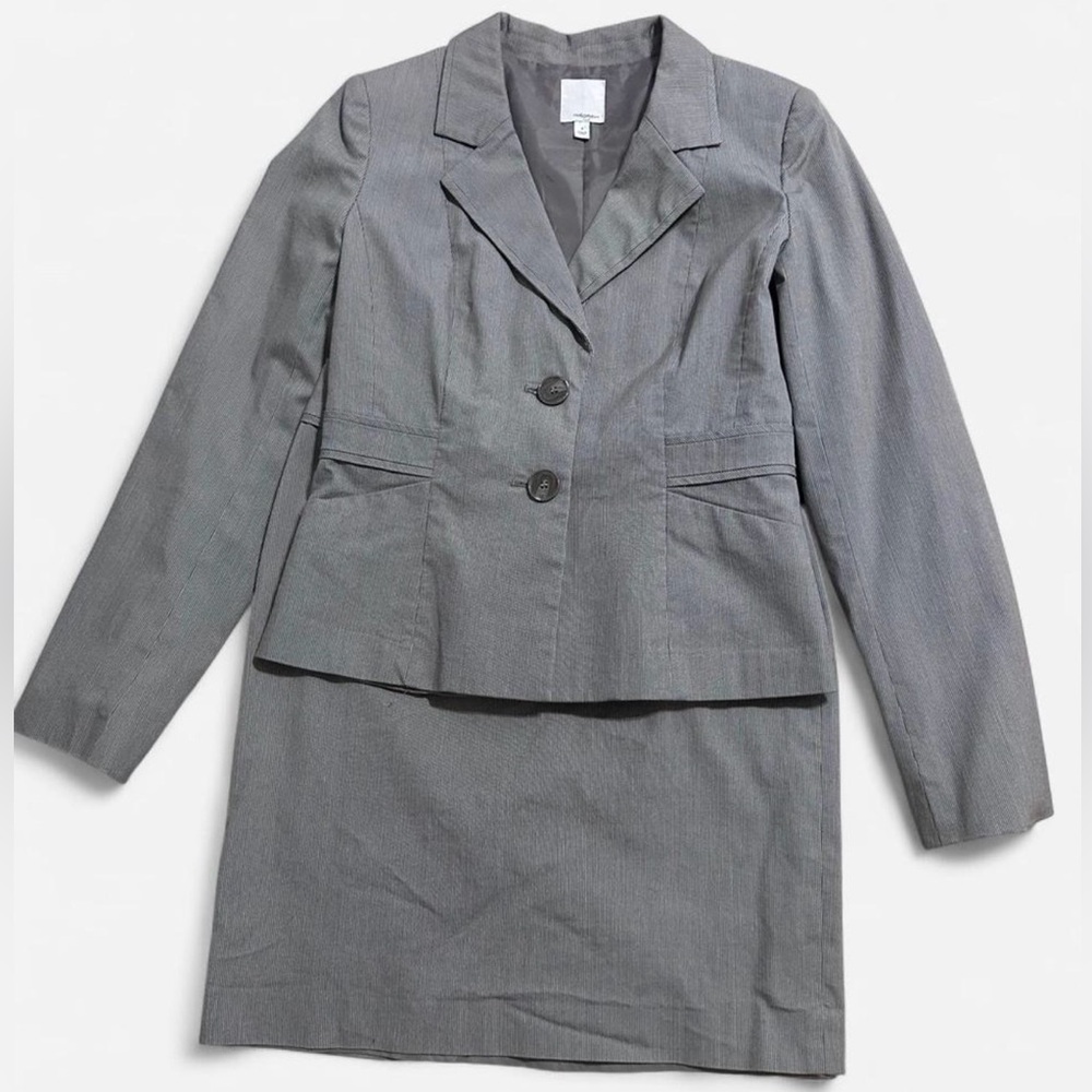 Halogen Classic Gray Blazer and Skirt Set